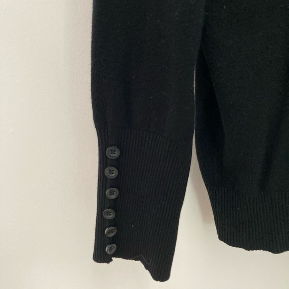 Tight black knit sweater with button arm details - Picture 2 of 8